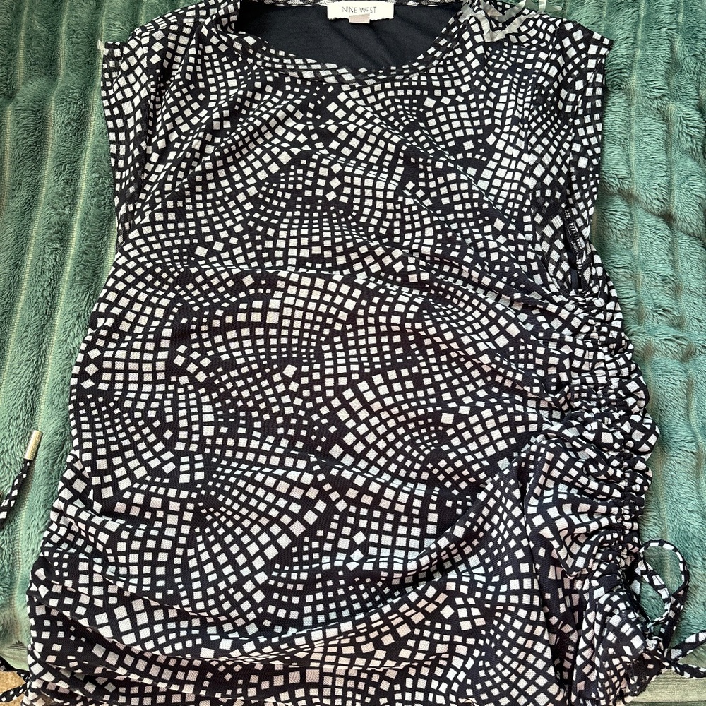 Nine West Sleeveless Top